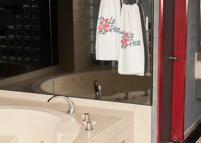 La Rosa - Solo Adultos Hotel