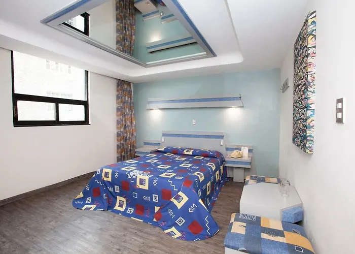 Hotel La Rosa - Solo Adultos 2*